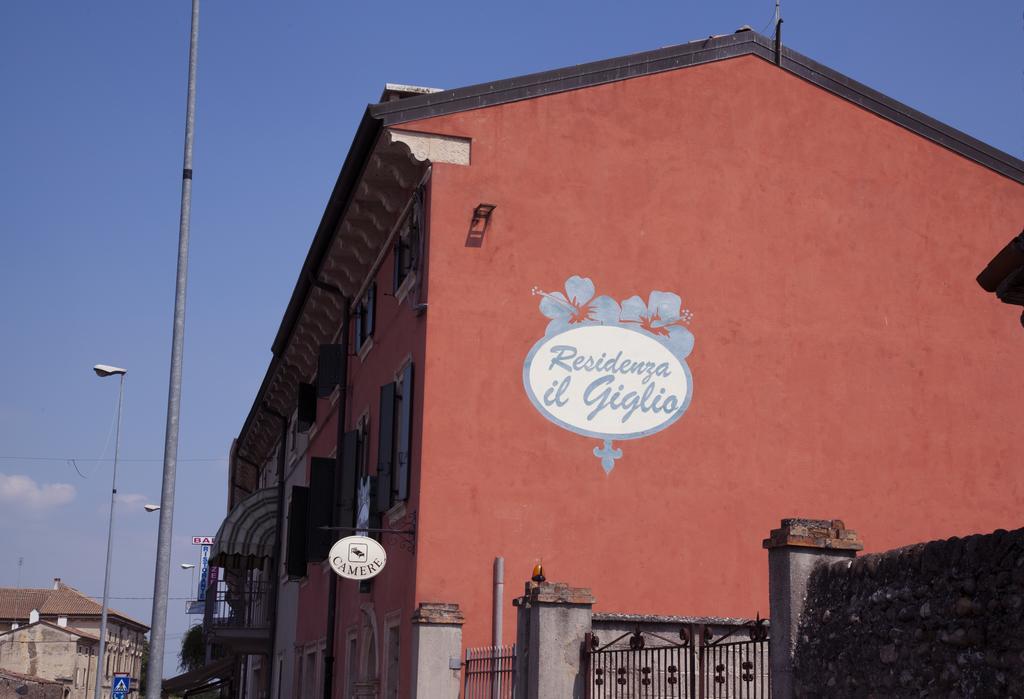 Residenza Il Giglio Bed and Breakfast Mozzecane Eksteriør billede